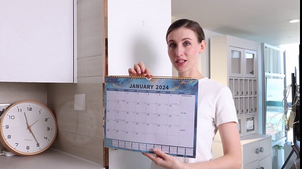 eyrozill 2024 Wall Calendar (17"x22") with Lines, Monthly Calendar from Jan 2024 to Jun 2025, Vertical Large Monthly Family Calendar 2024 for Wall, Calendario 2024