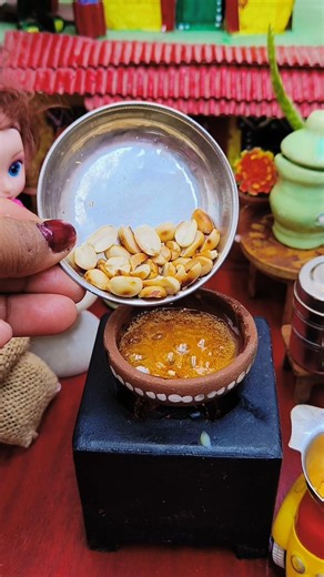 Miniature Shengdana Chikki 🥘Mini Peanut Chikki Recipe #minikitchen #mini #miniaturecooking #shorts