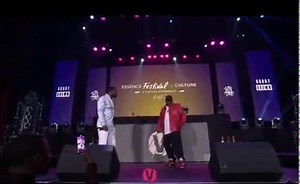 Bobby Brown still got them moves! 🕺🏾 #VERZUZ | We Love The 90s - Urban Music