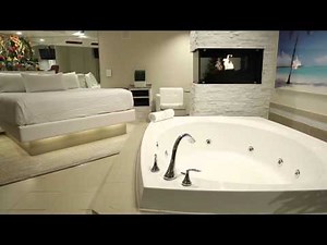 Sybaris - Deluxe Whirlpool at our Frankfort, IL club