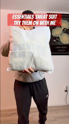 Essentials sweat suit. Try them on with me. Essential Hoodie. Essentials sweat pants. Try on haul