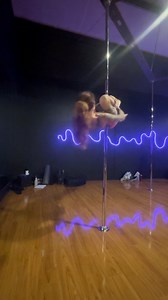 I miss being a student. 2026 I wanna take more classes! #polefitness #poledance #poledancer #dance #dancer #encouragement #reel #explore #weekendvibes | The Pole Chiro