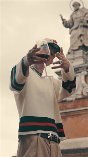 So grateful I got to see this for the first time at the o2 London was like a whole movie..🎥 🥀 @mgk @Sophie Lloyd @ROOKXX (This video is on mgks instagram) #fyp #mgk #goddamn #mgktour