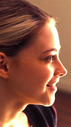 Hardin lê o caderno de religião da Tessa | After Depois do Deseencontro