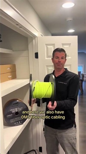 CAT8 vs OM5 Fiber: The Best Future-Proof Network Setup?