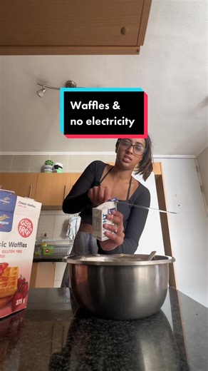 Trying Delicious Gluten-Free Waffles with EcoFlow Power Supply | South Africa
