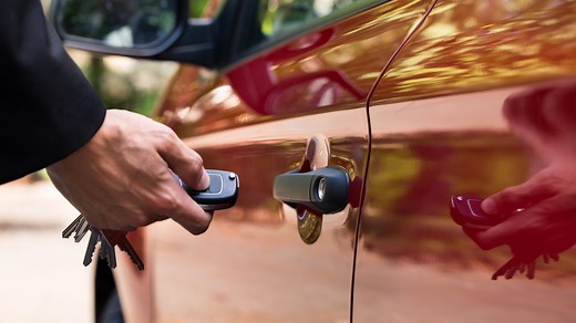 What credit score do I need to lease a car?