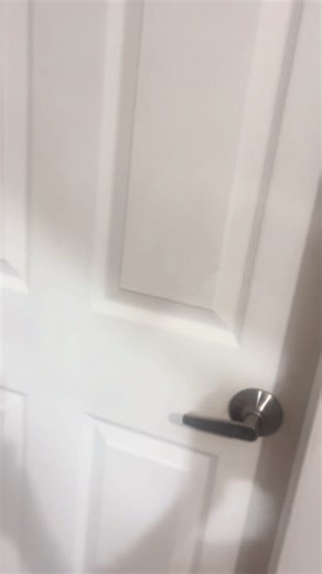 I gotta do cable management asap and my 350$ keyboard broke🥲#viral #fyp #xybca #techtok #minimalist