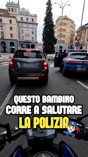 Fed reel on Instagram: "Per chi mi segue da un po' questo video lo avrà già visto, l'ho un attimo rieditato e volevo repostarlo perché penso sia davvero bello🥹 #wheelie #moto #sound #yamaha #patente #scuolaguida #crash #noob #varese #perte #foryoupage #sfide #varesemoto #ingiropervarese #scooter #eicma #mt07 #fastlife #4stroke #vibes #125cc #racing #reels #polizia"