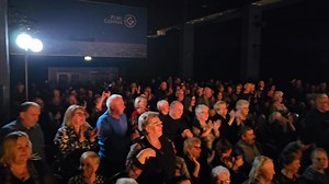 Gdynia Dziękuję ❤️ Fantastyczne spotkanie z moją publicznością🔥😘 Czas wspólnego śpiewu, radosnych emocji i wzruszeń🥰 Powracam do Was już 24 maja‼️🔥 Moje serce jest szczęśliwe gdy jestem razem z Wami❤️ | Teresa Werner