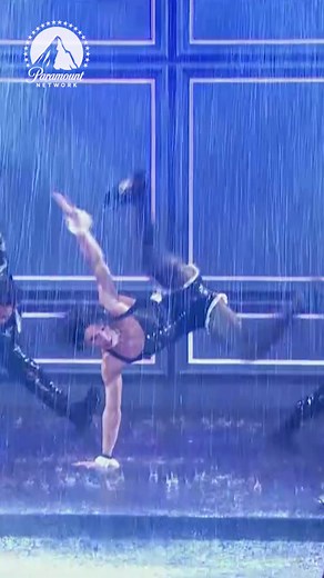 Blessing your feed with this gem ✨ Relive your favorite #LipSyncBattle now on #ParamountPlus Link in bio 🎤: #TomHolland 🎶: