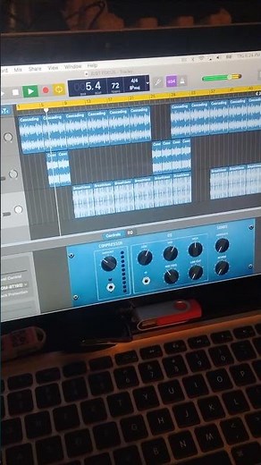 tracking in #garageband #Dreezybeats.