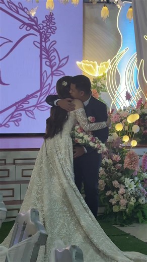 Emotional First Look Moments at Weddings