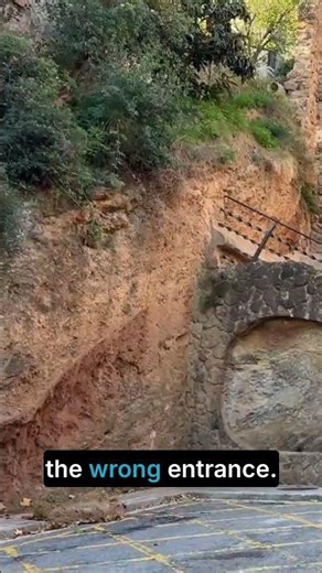 Park Güell: Don't Make Our Walking Mistake!