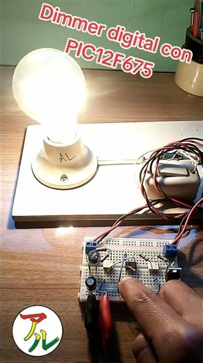 Dimmer digital con PIC12F675 #dimmer #digital #pic12f675