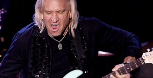 Learn to play Turn To Stone by Joe Walsh