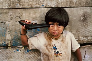 並外れた取材力と人間の本質を捉える写真家Steve McCurry（スティーブ・マッカリー） | 関西写真部SHARE