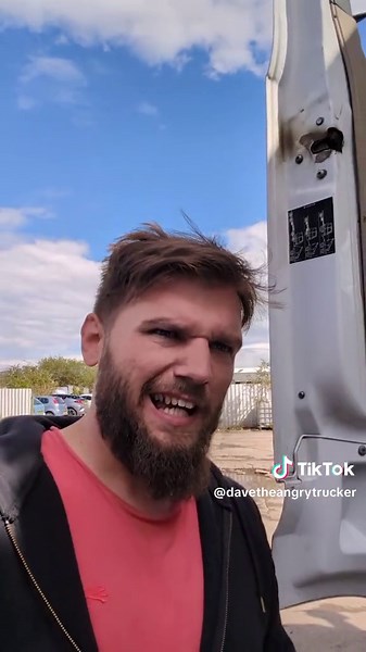 Trucker Road Rage Incident Caught on Camera