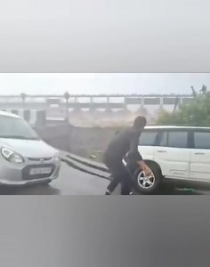 TRAGIC: 4th Tawi Bridge Collapses in Jammu A section of the 4th Tawi Bridge over the Tawi River near Bhagwati Nagar in Jammu collapsed due to relentless heavy rainfall and flash floods, trapping several vehicles in the debris. No casualties have been reported so far, but rescue operations are ongoing to extricate affected vehicles and ensure safety. Traffic on the bridge has been halted, exacerbating disruptions in the region already hit by widespread flooding and landslides. Authorities have ur