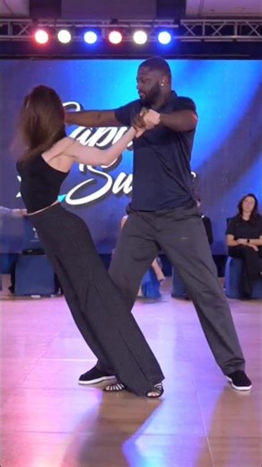 That LEVERAGE 😱 improv #westcoastswing