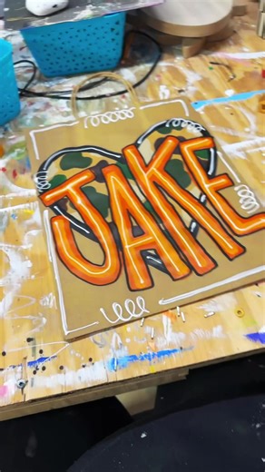 ❤️🟢 Boys Camo Valentine Gift Bag 🟢❤️ Perfect for candy, toys, and Valentine surprises. Hand-painted camo reusable keepsake. 📦 Order today! #ValentinesForBoys #CamoStyle #CustomGiftBag #HiddenTalentsByAmy 💚