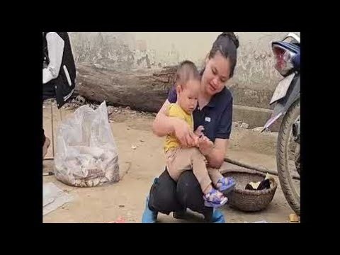 Single Mom Harvests Fresh Bananas & Makes Tasty Homemade Cake