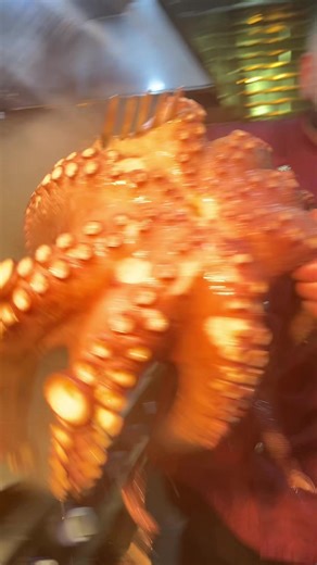 Mastering Octopus Cooking Techniques in a Modern Kitchen