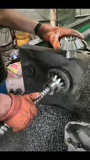 713K views · 1.8K reactions | Slotting method | Mechanical And Electrical Engineering | Facebook