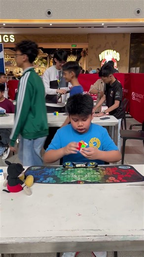 4th 2x2x2 with Ao5 3.63s 🎉