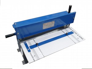 Industrial Heavy Duty Manual V Grooving Machine - AJYA MISTRY AND SONS,India