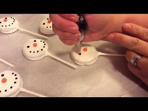 Holiday Oreo cookie snowman pops!