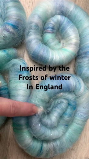 Winter inspired rolags for spinning into yarn