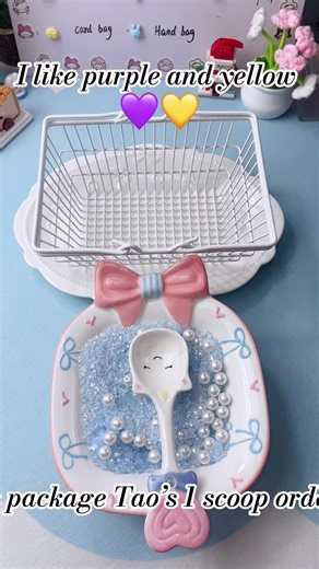 Unboxing Purple and Yellow Mystery Scoop from Germany