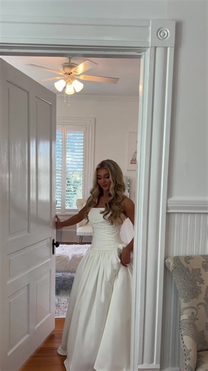 Oops wrong door | This Dress