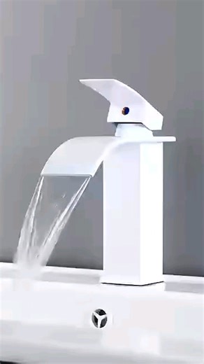 Modern Luxury Stainless Steel Single Lever Spout Lavatory Basin Faucet Black Gold Color Waterfall Bathroom Faucets