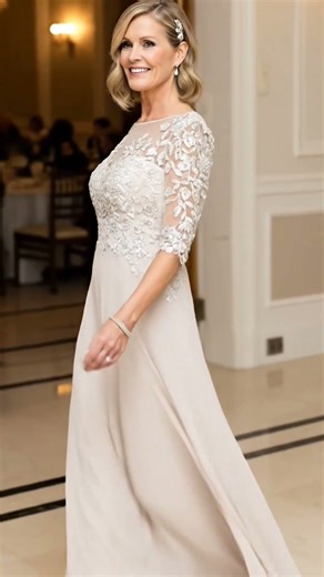Best Mother of the Bride Gowns 2025: Classy & Stylish Looks for Your Daughter's Wedding!