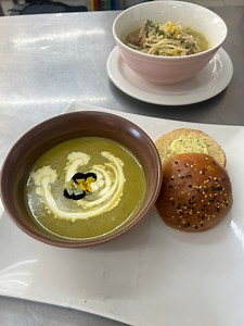 Becoming Grace The Chef🥰 at what cost though because I was extremely exhausted after yesterday’s practical🫩 #culinaryschool #capsicumculinarystudio #dayinthelifeofaculinarystudent #becominggracethechef | Grace The Cookist