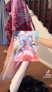 喝Stage Blood being cosplay friendly - we LOVE to see it!! @weichiadi shows off a blood removal test on different fabrics! since our Stage Blood is syrup-based, it's much easier to get out. you'll always risk staining with blood that has a high concentration of pigment, but at least with ours there's less of a chance to ruin a whole cosplay 喝 | Mehron Makeup | Facebook