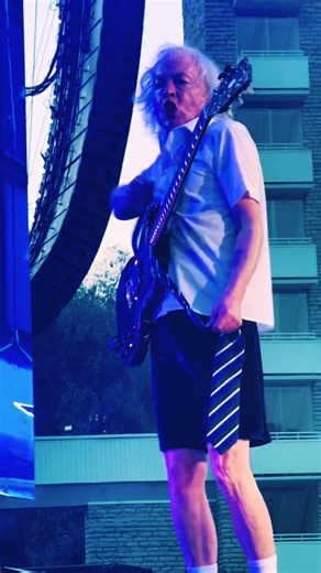 AC/DC - Sin City (2025 Tallinn) @AC/DC #acdc #acdcforever #acdcrocks #acdcfan #acdcfans #acdclovers #angusyoung