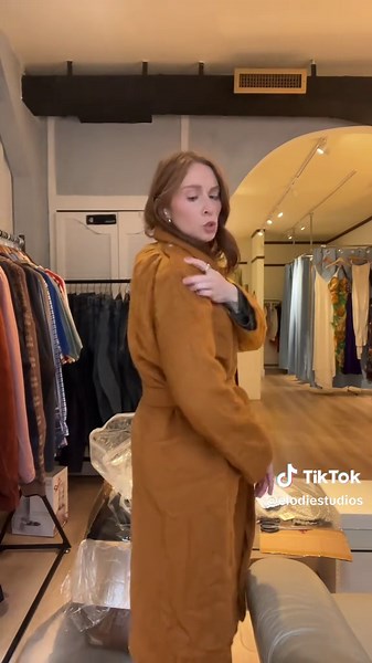 EPIC Vintage Haul: Unboxing Unique Styles from Italy