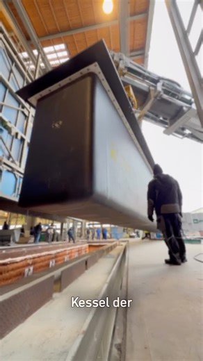 WIEGEL Gruppe | 17 Meter. Knapp 700 Tonnen Zink. Ein Kesselwechsel in der Königsklasse. 🔧🏗️ Am Standort Feuchtwangen hat unsere Abteilung Technik von der... | Instagram