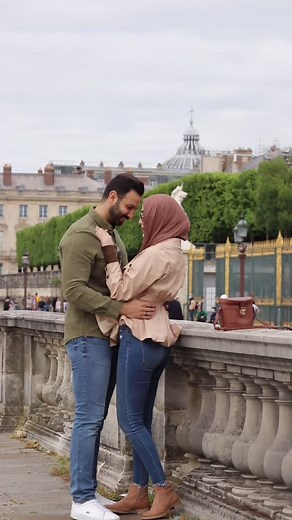 Romantic Street Videos - Love and Happiness in Paris