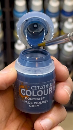 Sprue Goons on Instagram: "SPACE WOLVES GREY ⚔️ CONTRAST CORNER Here’s a look at Space Wolves Grey contrast paint by Citadel. This gives such a nice finish to metal if you’re looking for that cold steel look. You can also add in a bit of purple if you want to make it look slightly more ethereal. . . . . . #warhammer #speedpainting #tutorial #contrastpaints #warhammer40k"