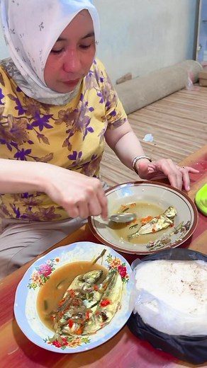 8.4K views · 154 reactions | IKAN PIAPI MANDAR VS JEPA  | Oyheramadani Make Up | Facebook
