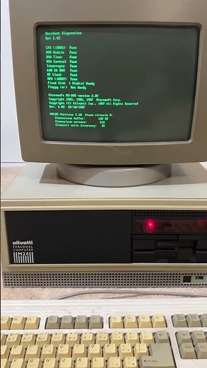Booting Up a 40 Year Old PC – You Won’t Believe It Still Works! #shorts #operatingsystem #retro