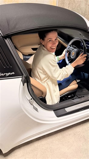 Justine Campbell | Business Strategist | Clinical Therapist on Instagram: "I just sat through a 5-day life coaching certification course. Ten hours total. At the end, these people were "qualified" to coach. Meanwhile, I've sat in my own office after thousands of hours working with people in transition, nearly three decades across eight countries, multiple postgraduate degrees, C suite experience… and wondered if I was qualified enough. Because I didn't finish my PhD. Do you see the problem? Whil