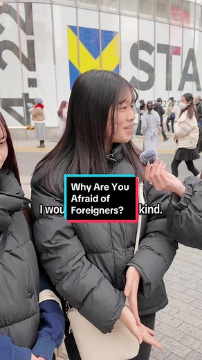 Why Are You Afraid of Foreigners? Realistic Japanese Street Interview