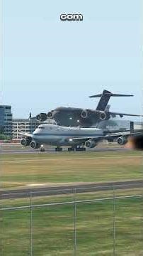 A US military plane was being carried by a 747 and the landing was complicated - Flight Simulator...