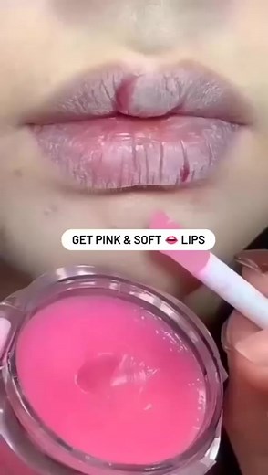 Homemade Lip Gloss Recipe for Soft and Pink Lips