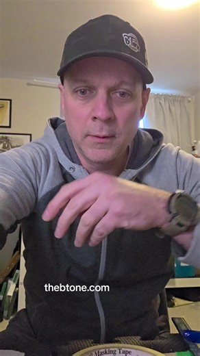 In this video I give a simple, player-focused explanation of the difference between factory and boutique guitar & bass pickups. Yeah, this can get way more nerdy and granular — but from a player’s perspective, what your ears are really hearing comes down to this: factory pickups are more compressed, boutique pickups are more dynamic. I break down what “dynamics” actually means, how it feels under your fingers, and how you can tell the difference just by playing.